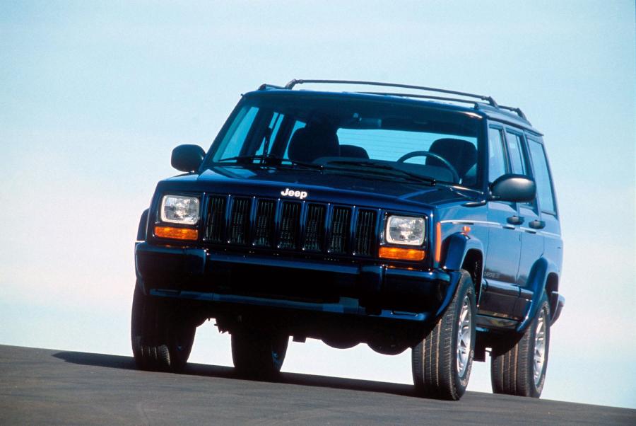  Jeep Cherokee 1997 года  (фото 2 из 17)